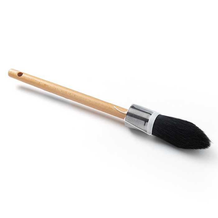 Brosse à rechampir - manche bois vernis - soies noires - ficelle blanche Brosse à rechampir - manche bois vernis - soies noires - ficelle blanche